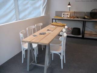 TAVOLO "Stand Pasta Rummo", LabMilano LabMilano Moderne eetkamers Hout Hout