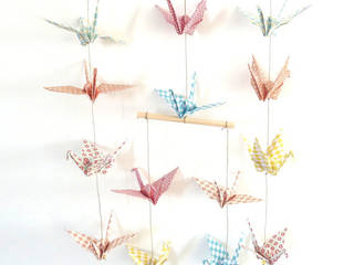 Mobile en origami 14 grues, Papierelief Papierelief クラシックデザインの 子供部屋