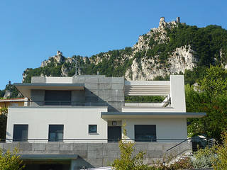 Abitazione a Valdragone (RSM), STUDIO GRASSI STUDIO GRASSI Modern houses