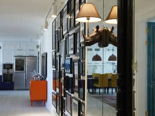 Совет да Любовь , Korneev Design Workshop Korneev Design Workshop Classic style corridor, hallway and stairs