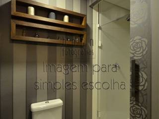 Hidden bathroom, Bethina Wulff Bethina Wulff Rustic style bathroom Wood-Plastic Composite