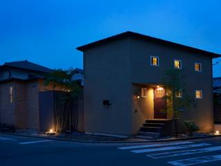 House in Higashikanmaki, Mimasis Design／ミメイシス デザイン Mimasis Design／ミメイシス デザイン Дома в стиле модерн