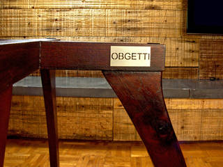 Tavolino con piano in cristallo, OBGETTI OBGETTI Ruang Komersial Kayu Wood effect