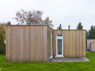 DreiRaumHaus, +studio moeve architekten bda +studio moeve architekten bda Casas minimalistas