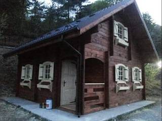 case di legno block house, CasediLegnoSr CasediLegnoSr Casas de estilo escandinavo Madera Acabado en madera