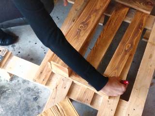 Portabottiglie WINE NOT!?, IDEA - Ivan de Angelis IDEA - Ivan de Angelis Rustic style kitchen Solid Wood Multicolored