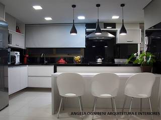 Cozinha Integrada a Sala de Estar e Jantar, Angela Ognibeni Arquitetura e Interiores Angela Ognibeni Arquitetura e Interiores Dapur Modern