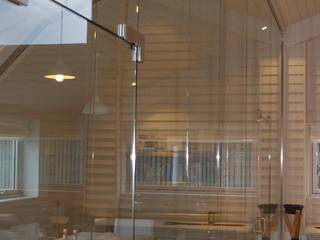 Glass partitions in luxury spa, Ion Glass Ion Glass منتجع زجاج