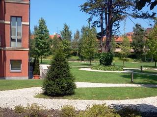 Quinta la Vega. Restauración Jardín Histórico, GreenerLand. Arquitectura Paisajista y Tematización GreenerLand. Arquitectura Paisajista y Tematización Taman Modern