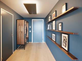 Penthouse, Zurich, Studio Frey Studio Frey Modern Corridor, Hallway and Staircase