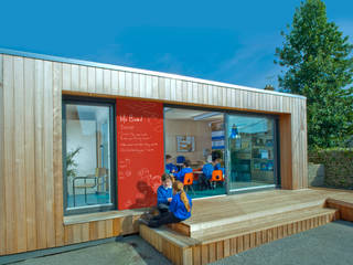 Aulas, ecospace españa ecospace españa Modern Study Room and Home Office Wood Wood effect