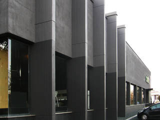 showroom "cieffe arredamenti"_restyling facciata., msplus architettura msplus architettura Gewerbeflächen Stahlbeton Grau