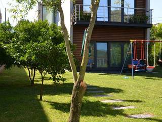 Private house building in Lousada (Portugal), Dynamic444 Dynamic444 Jardines modernos: Ideas, imágenes y decoración