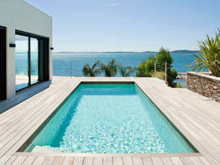 Villa C2, frederique Legon Pyra architecte frederique Legon Pyra architecte Minimalistische zwembaden