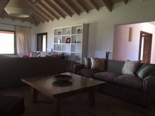 muebles para un campo, BAIRES GREEN BAIRES GREEN Moderne Wohnzimmer Holz Weiß