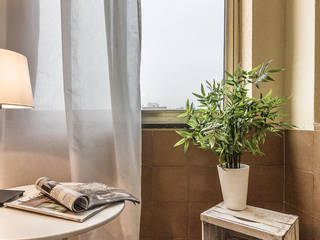 HOME STAGING_Caramello, Michela Galletti Architetto e Home Stager Michela Galletti Architetto e Home Stager Jardines de invierno de estilo moderno