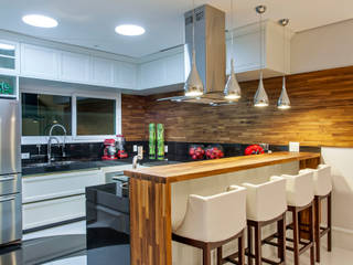 homify Modern kitchen Wood Wood effect