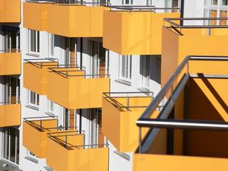 betreutes Wohnen Gleiss, perfectliving perfectliving Balcones y terrazas de estilo moderno