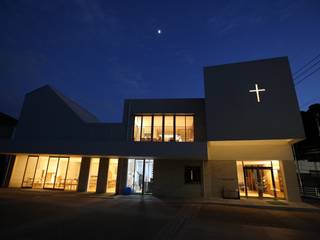 浄水通りカトリック教会（福岡）, 株式会社ライティングM 株式会社ライティングM Modern home