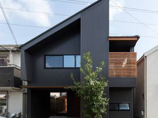 西牧野の家, 藤森大作建築設計事務所 藤森大作建築設計事務所 Moderne huizen