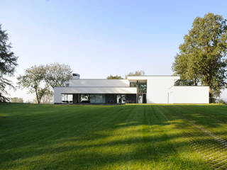 WOONHUIS GORSSEL, Maas Architecten Maas Architecten Casas modernas: Ideas, imágenes y decoración