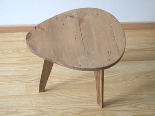 Table de chevet / Petite table basse en bois de récupération, Charles' Woodies Charles' Woodies Quartos rústicos