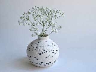 石のあと, Yusuke Hatakeyama Yusuke Hatakeyama Interior garden Porcelain