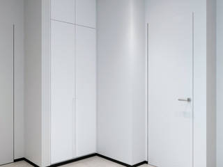 Black&White Flat, QUADRUM STUDIO QUADRUM STUDIO Pasillos, vestíbulos y escaleras de estilo minimalista