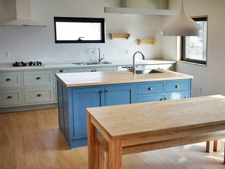 2015 원주 W-HOUSE, 목소리 목소리 Scandinavian style kitchen Wood Grey