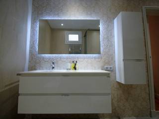 Baño de diseño, FUSTERS CÓRDOBA FUSTERS CÓRDOBA モダンスタイルの お風呂