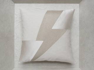 Coussin ​Gloria, MAISON POPINEAU MAISON POPINEAU Moderne slaapkamers