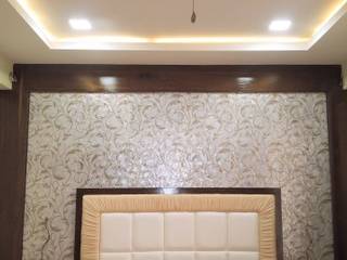 Flat Interior in Kharghar Navi Mumbai , Alaya D'decor Alaya D'decor BedroomBeds & headboards White