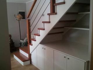 Escalera moderna, Carpinteria Eguren SL Carpinteria Eguren SL Лестницы