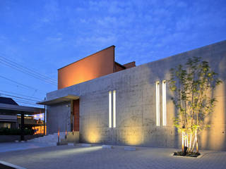 コンクリート壁のある木造住宅, Egawa Architectural Studio Egawa Architectural Studio オリジナルな 家