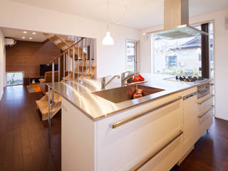 さくらんぼ駅前の家, hoku archidesign株式会社 hoku archidesign株式会社 Modern style kitchen