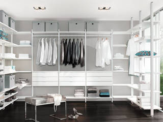 homify Modern dressing room