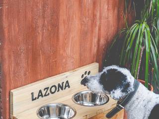 Una Doggie Bar en madera de palets que cuida la salud de tu mascota, Ein Mamëll Ein Mamëll Other spaces Wood Pet accessories