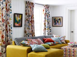 Also Autumn is Colorfull JaneChurchill, Emporio del Tessuto Emporio del Tessuto Moderne Wohnzimmer Textil Bernstein/Gold Sofas und Sessel