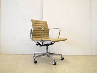 Eames Mobiliar, Interior Aksel Interior Aksel 書房/辦公室