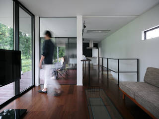 眺望の家, 建築設計事務所 KADeL 建築設計事務所 KADeL Modern Corridor, Hallway and Staircase
