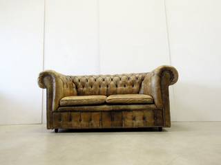 Vintage Handmade Chesterfield´s, Interior Aksel Interior Aksel Salones clásicos Cuero Gris