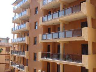 Complesso Residenziale a Messina Viale Italia, Ing. Edoardo Contrafatto Ing. Edoardo Contrafatto Casas de estilo moderno