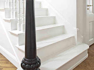 ST166 Schody klasyczne / ST166 Classical Stairs, Trąbczyński Trąbczyński Classic style corridor, hallway and stairs Wood White