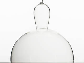 UPSIDE DOWN, Rita Botelho Rita Botelho Modern style kitchen Glass