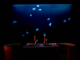 ADn jellyfish aquariums at Largo restaurant in Lisbon, ADn Aquarium Design ADn Aquarium Design مساحات تجارية