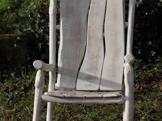 Fauteuil blanc, O Création Bois O Création Bois غرف اخرى