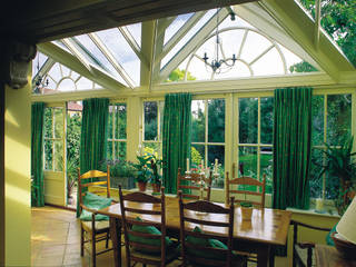 Traditional Conservatory , Westbury Garden Rooms Westbury Garden Rooms Оранжерея Дерево Зелений