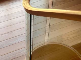 Ascot, Smet UK - Staircases Smet UK - Staircases Klassischer Flur, Diele & Treppenhaus