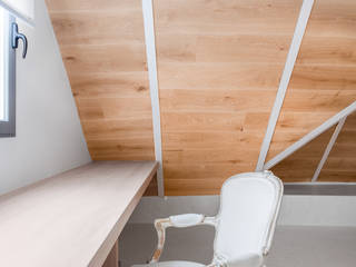 CHALET MAJADAHONDA, Tarimas de Autor Tarimas de Autor Paredes y pisos de estilo minimalista Madera Acabado en madera