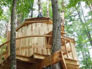 fuji tree house, 株式会社エキップ 株式会社エキップ Country style balcony, veranda & terrace Wood Wood effect